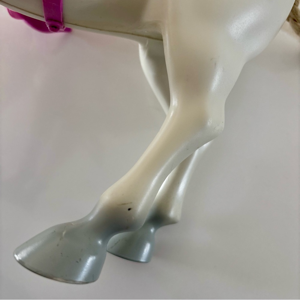 Disney Tangled Princess Rapunzel Royal Horse Maximus 12” Figure - Picture 6 of 9